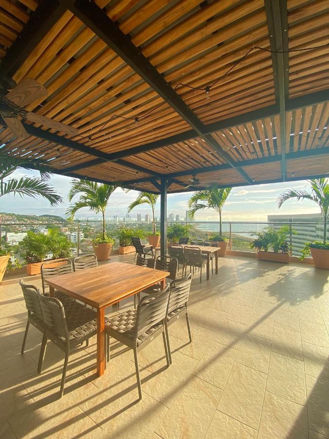 Wyndham Garden Cartagena Hotel Ngoại thất bức ảnh