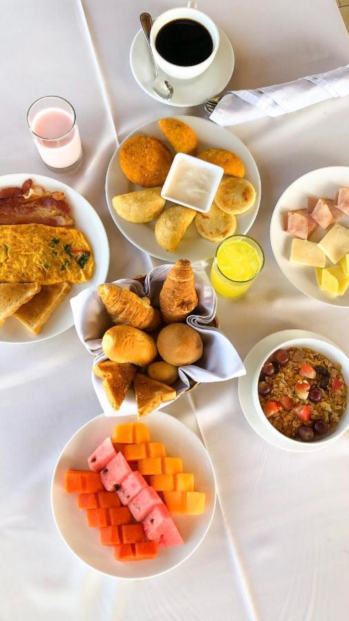 Wyndham Garden Cartagena Hotel Ngoại thất bức ảnh