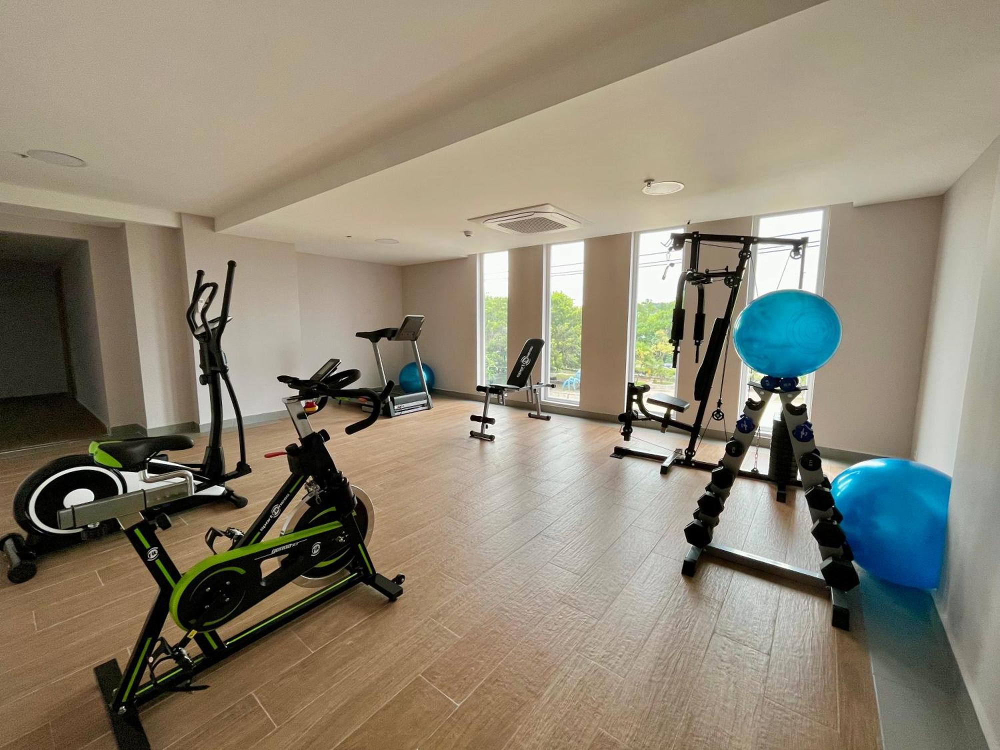 Wyndham Garden Cartagena Hotel Ngoại thất bức ảnh